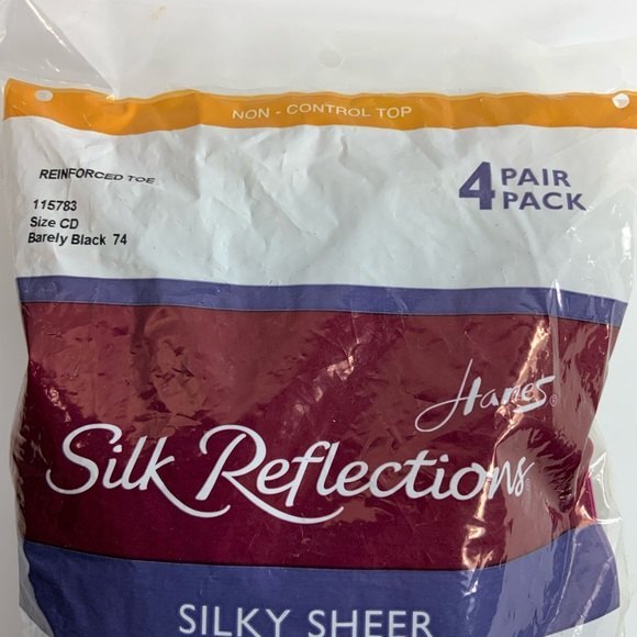 Hanes Silk Reflections Black 4 Pair Silky Sheer Reinforced Toe Stockings - Picture 4 of 6